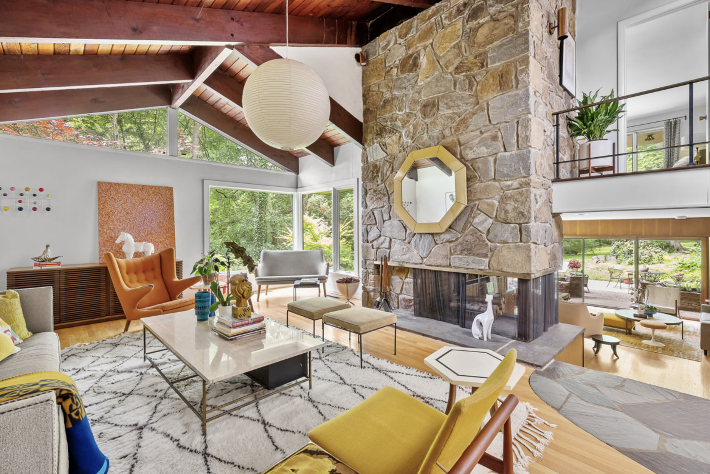 What Is Mid-Century Modern Design? A Beginner’s Guide